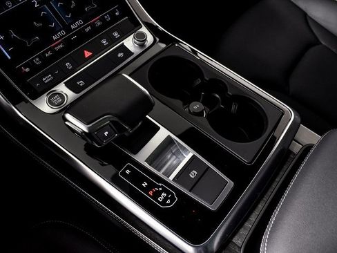 Used 2025 Audi Q7 3.0T Premium Plus w/ Premium Plus Package image 25