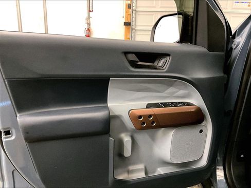 Used 2024 Ford Maverick Lariat FWD image 22