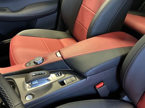 New 2025 INFINITI QX50 Sport image 21