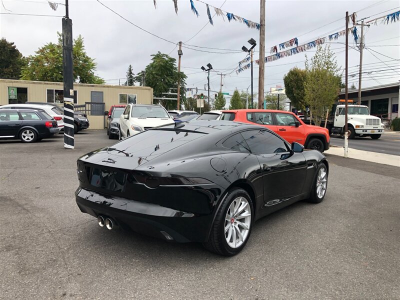 Used 2017 Jaguar F-TYPE Coupe RWD image 4