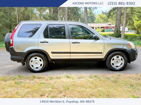 Used 2005 Honda CR-V LX image 6