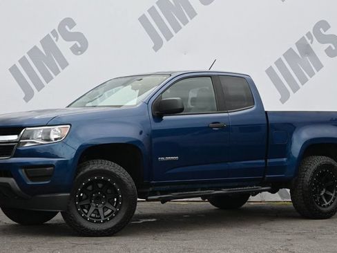 Used 2020 Chevrolet Colorado W/T w/ WT Convenience Package RWD image 1