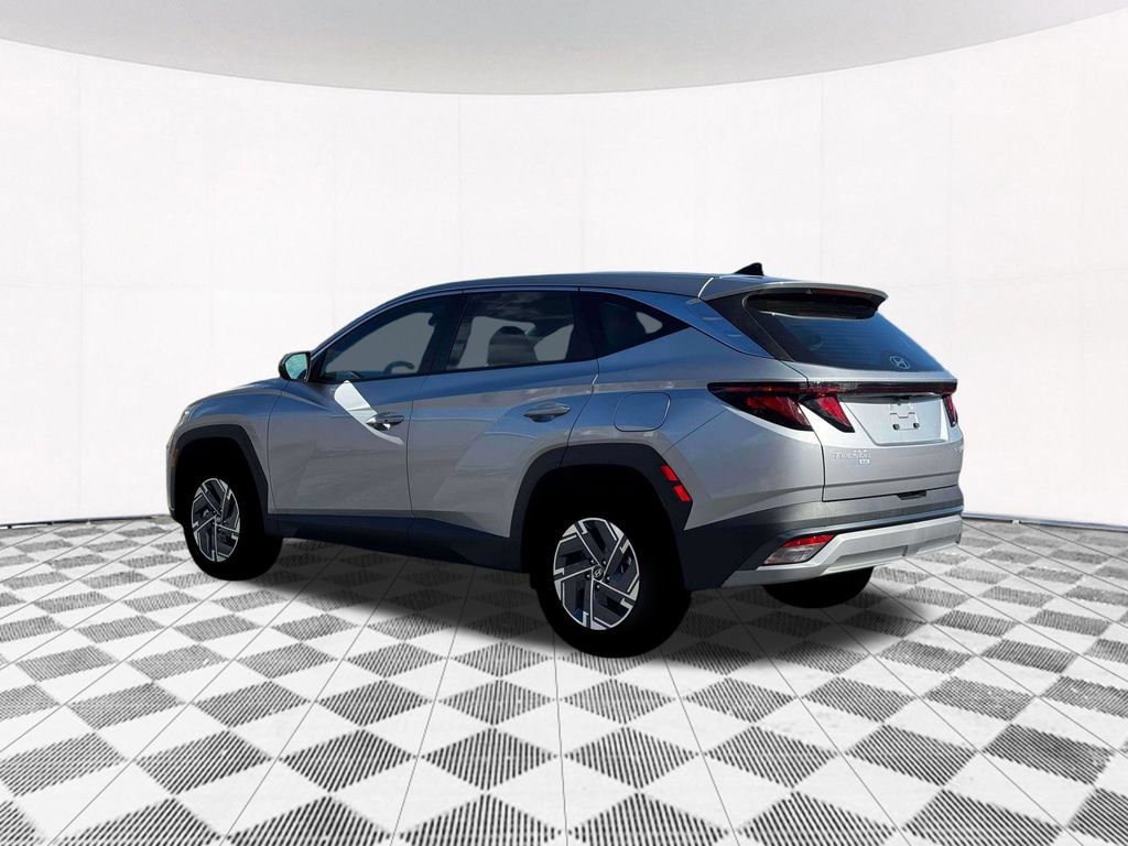 New 2026 Hyundai Tucson Blue SE w/ Tow & Go Package AWD/4WD image 7