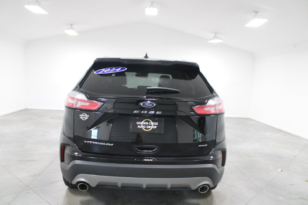 Used 2024 Ford Edge Titanium AWD/4WD image 8