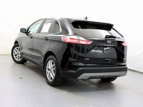 Used 2023 Ford Edge SEL image 8