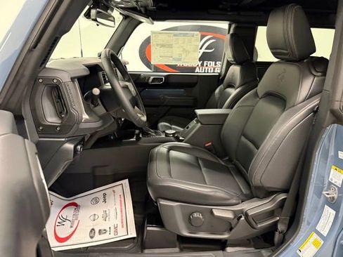 New 2025 Ford Bronco Badlands image 11