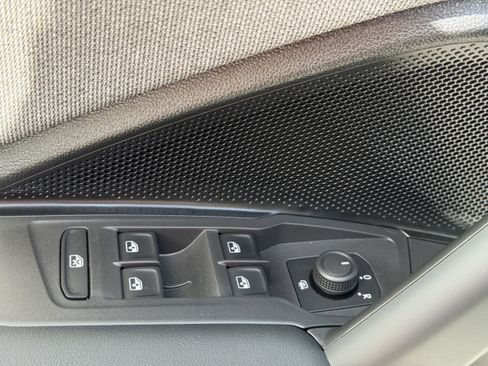 New 2026 Volkswagen Tiguan S image 14