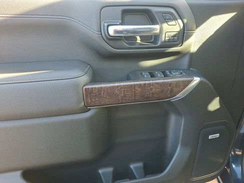 Used 2020 GMC Sierra 3500 Denali w/ Denali Ultimate Package image 12