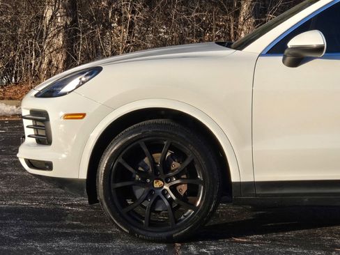 Used 2020 Porsche Cayenne image 12