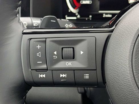 New 2025 Nissan Pathfinder Platinum w/ Black Appearance Package image 28