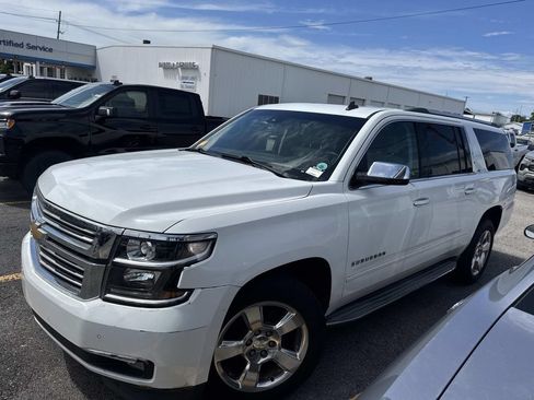 Used 2015 Chevrolet Suburban LTZ AWD/4WD image 4