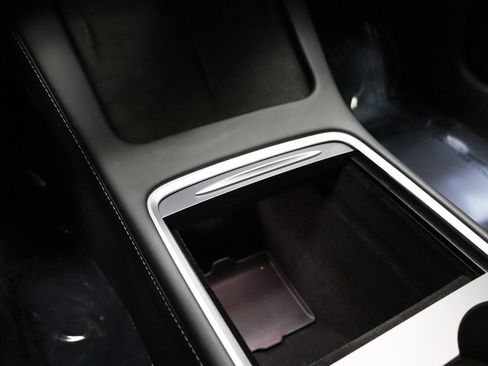 Used 2023 Tesla Model 3 Standard Range image 39