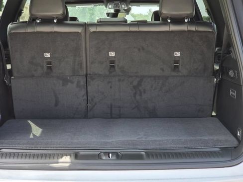 New 2026 Jeep Grand Wagoneer 4WD w/ Premium Group I image 8