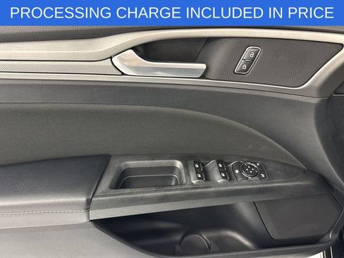 Certified 2020 Ford Fusion SE FWD image 5