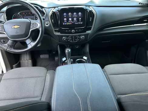 Used 2020 Chevrolet Traverse LT image 22