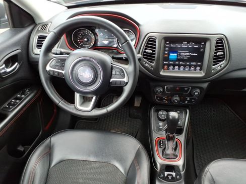 Used 2019 Jeep Compass Trailhawk AWD/4WD image 14