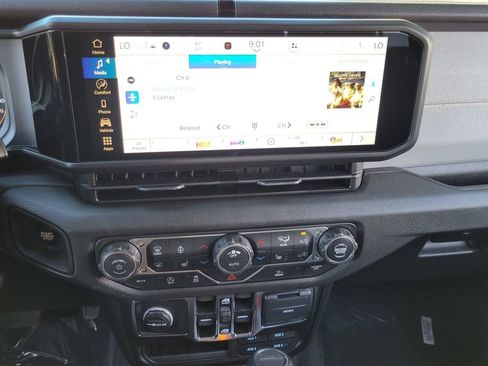 New 2026 Jeep Gladiator Sport image 8