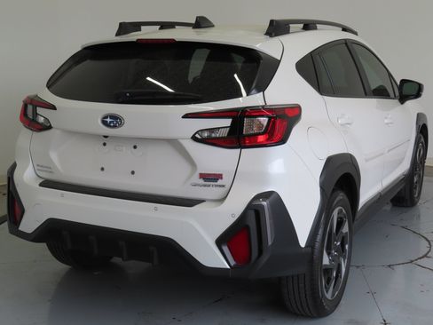Used 2025 Subaru Crosstrek 2.5i Limited w/ Crosstrek Mirror Package AWD/4WD image 3