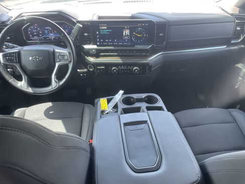 Used 2024 Chevrolet Silverado 1500 RST AWD/4WD image 28