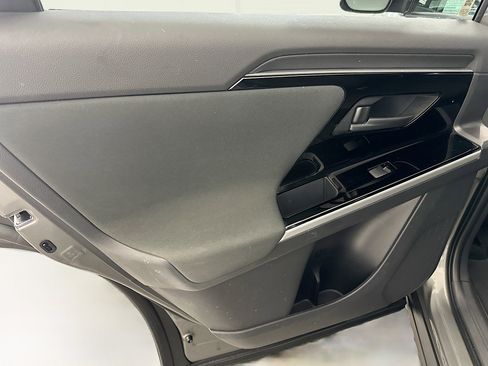 Used 2024 Subaru Solterra Premium image 27