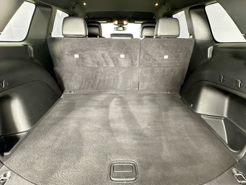 Used 2022 Jeep Grand Cherokee Laredo X image 25