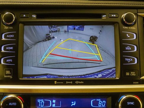 Used 2019 Toyota Highlander Limited image 31