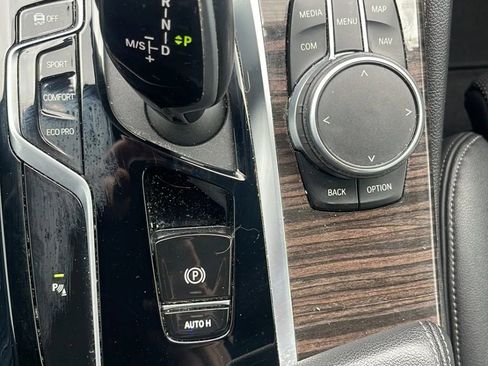 Used 2021 BMW 530i image 25