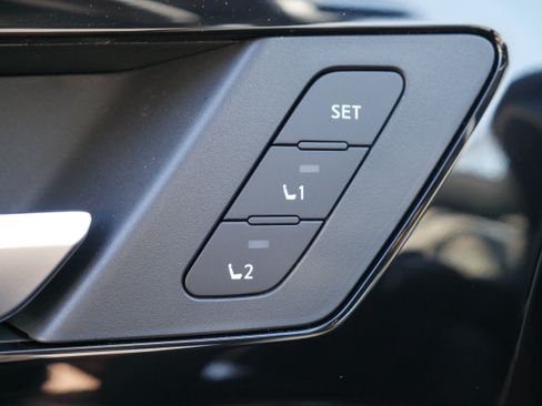 Used 2025 Mitsubishi Outlander SEL FWD image 29