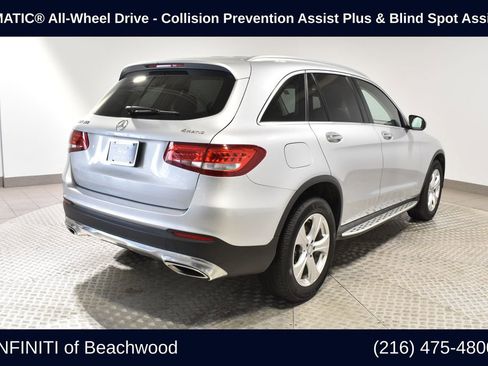 Used 2017 Mercedes-Benz GLC 300 4MATIC image 7