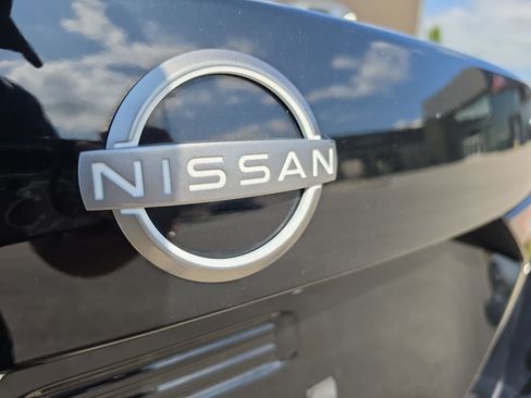 Used 2024 Nissan Sentra SV FWD image 16