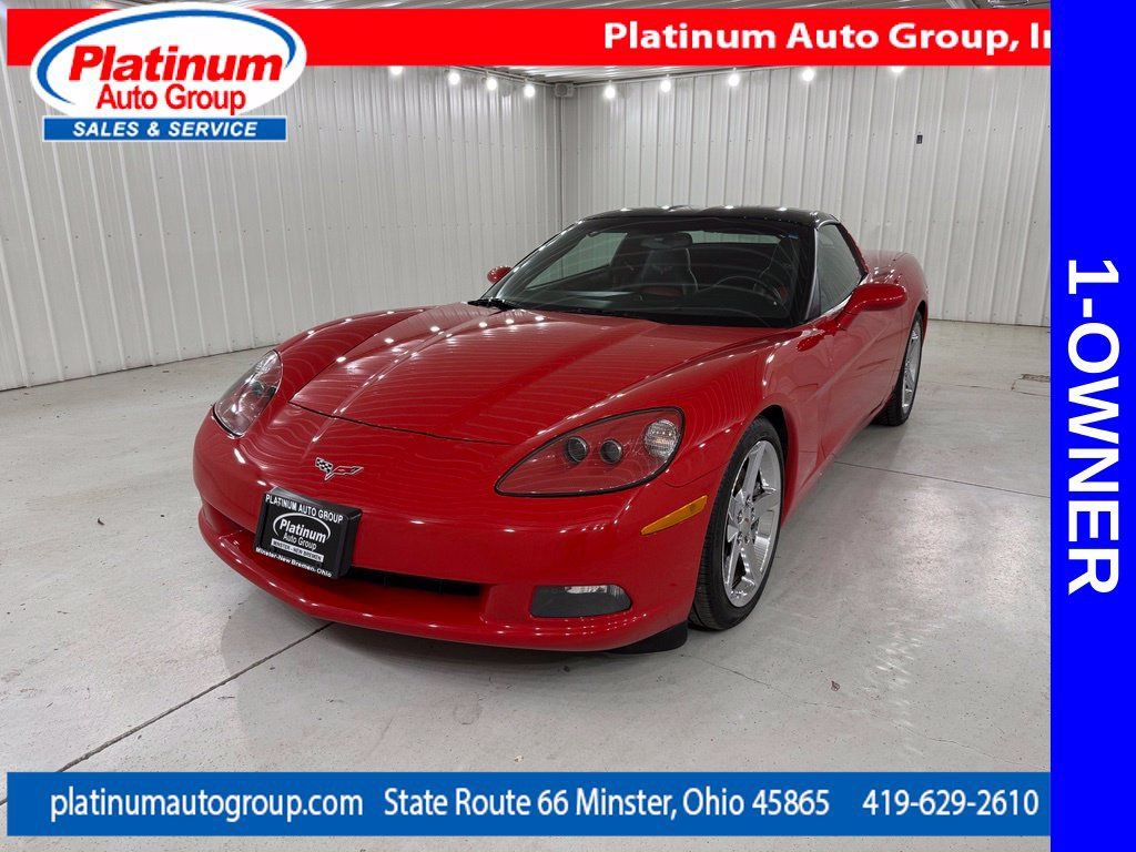 Used 2007 Chevrolet Corvette Coupe w/ Preferred Equipment Group RWD image 1