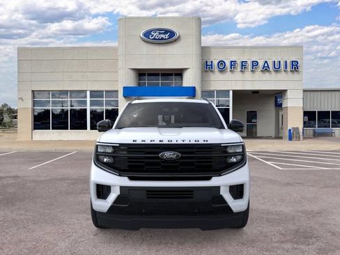New 2026 Ford Expedition Platinum w/ Stealth Performance Package AWD/4WD image 6