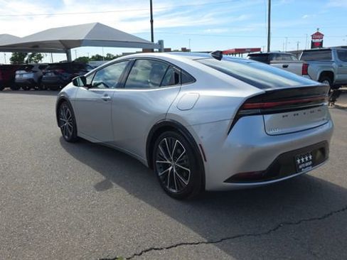 Used 2024 Toyota Prius Limited w/ Limited Premium Package image 8