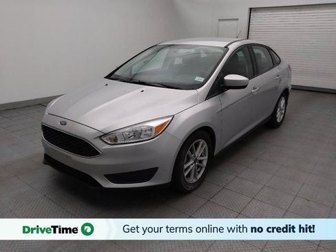 Used 2018 Ford Focus SE FWD image 1