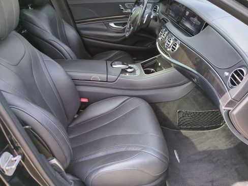Used 2017 Mercedes-Benz S 550 4MATIC Sedan image 23