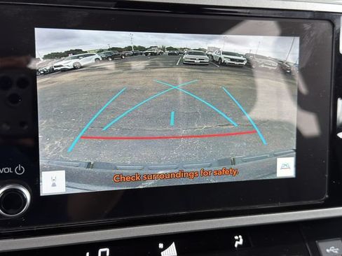 Used 2024 Toyota Tundra SR5 AWD/4WD image 19
