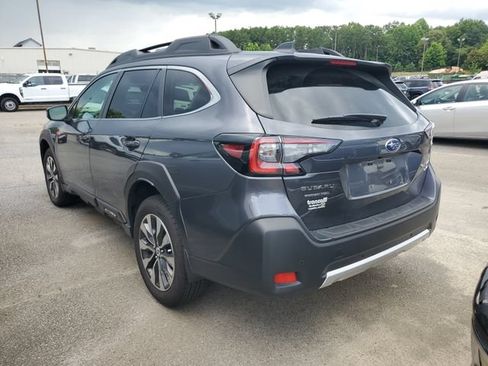 Used 2025 Subaru Outback Limited XT w/ Popular Package #2 AWD/4WD image 8