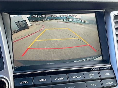 Used 2016 Hyundai Tucson Limited w/ Option Group 03 FWD image 14