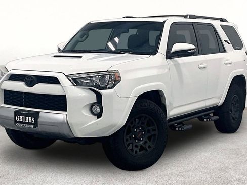 Used 2019 Toyota 4Runner TRD Off-Road Premium AWD/4WD image 11