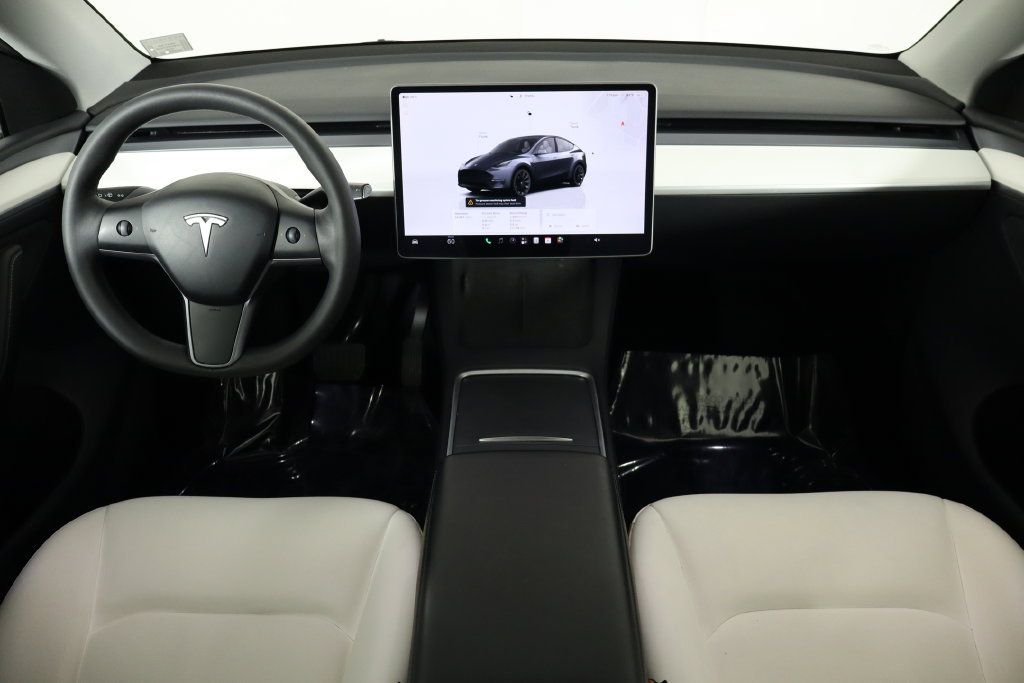 Used 2023 Tesla Model Y Long Range AWD/4WD image 11
