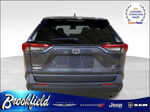 Used 2025 Toyota RAV4 LE AWD/4WD image 8