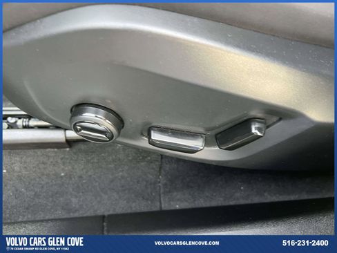 Used 2026 Volvo XC60 B5 Plus w/ Protection Package Premier image 16