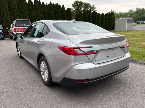 Certified 2025 Toyota Camry LE FWD image 5
