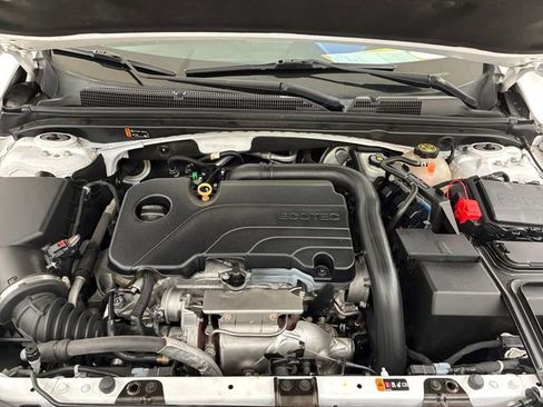 Certified 2020 Chevrolet Malibu LT FWD image 11