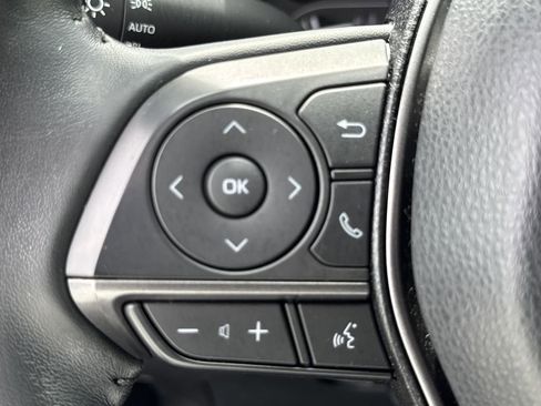 Used 2023 Toyota Camry SE image 24