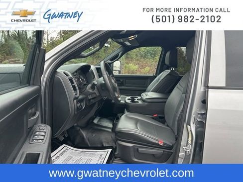 Used 2024 RAM 2500 Tradesman w/ Chrome Appearance Group image 22