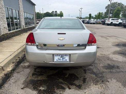 Used 2008 Chevrolet Impala LT FWD image 6