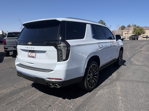 Used 2026 Chevrolet Tahoe High Country AWD/4WD image 6