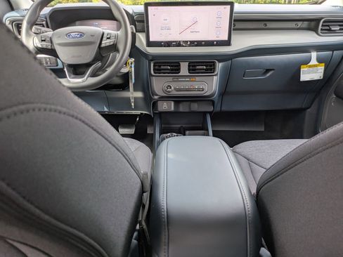 New 2025 Ford Maverick XL w/ Equipment Group 102A image 25