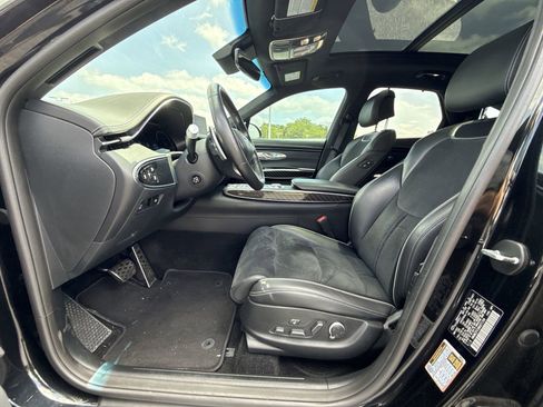 Used 2022 Genesis GV70 3.5T Sport w/ Sport Prestige Package AWD/4WD image 13